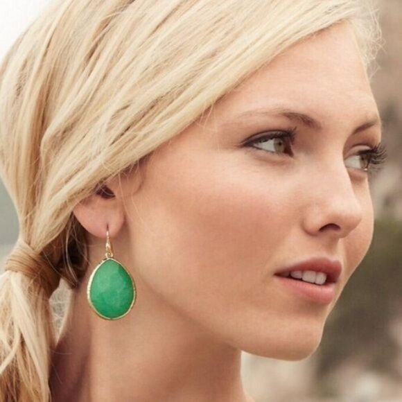 Stella & Dot Jade Serenity Drop Earrings Gold - Picture 1 of 5
